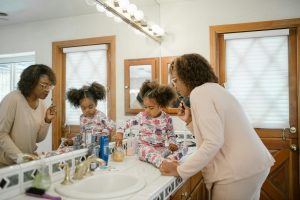 Grandma in bathroom with daughter
